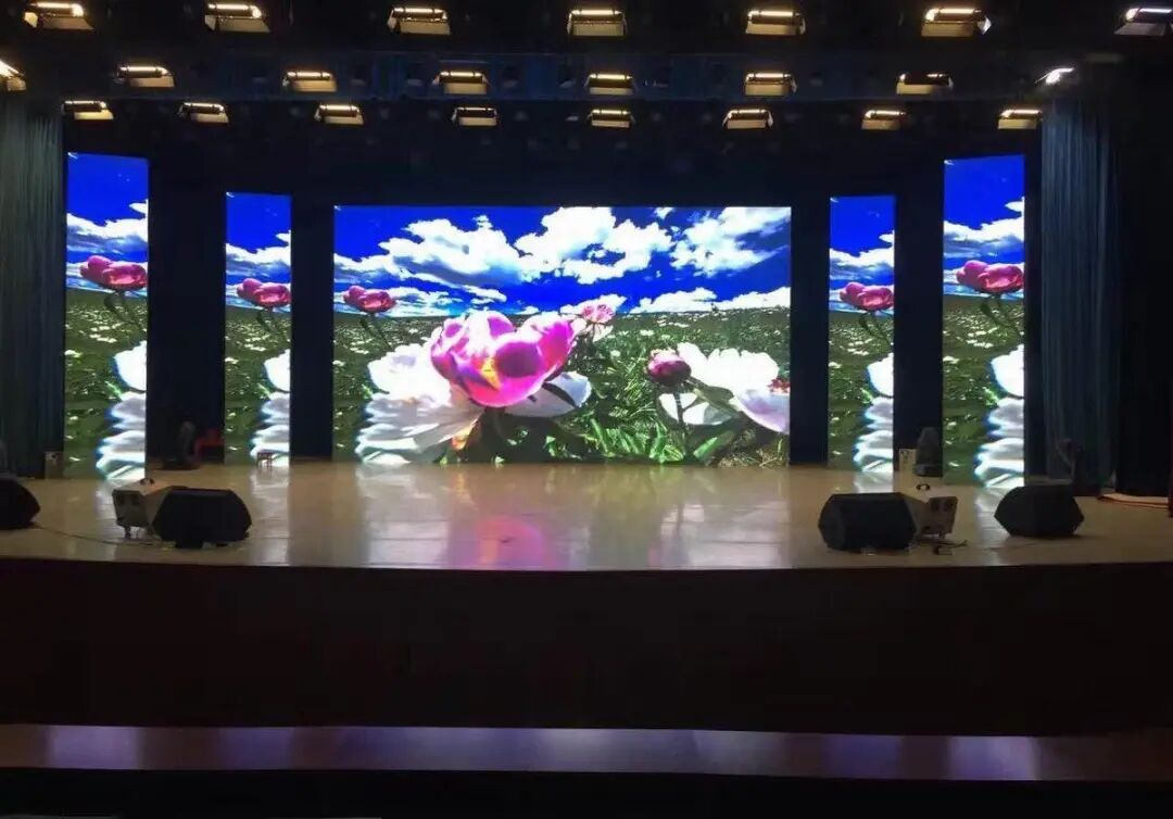 武汉接收卡厂：LED显示屏接收卡的作用与选型常识